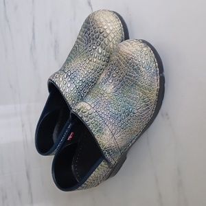 Alligator Sanita Womens Clogs EU Size 39 US size 8.5